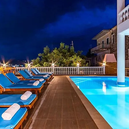 Luxury 3 - Goro, Pool, Parking And Apartment *