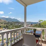 Luxury 3 - Goro, Pool, Parking And * Himara