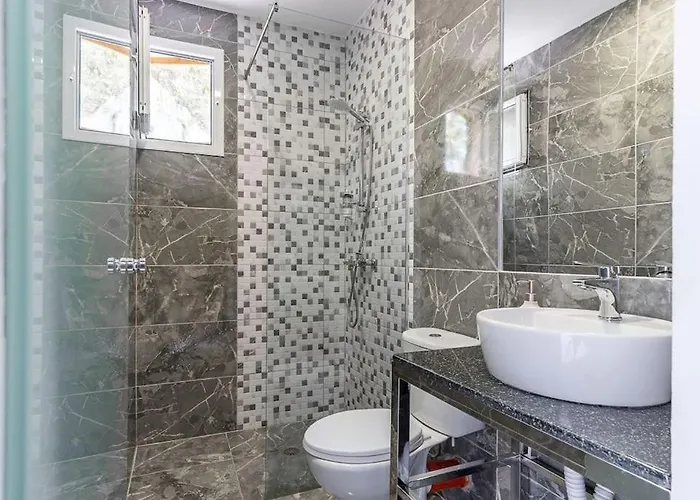 Luxury 3 - Goro, Pool, Parking And * Himarë