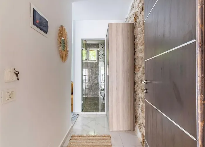 Daire Luxury 3 - Goro, Pool, Parking And Himarë