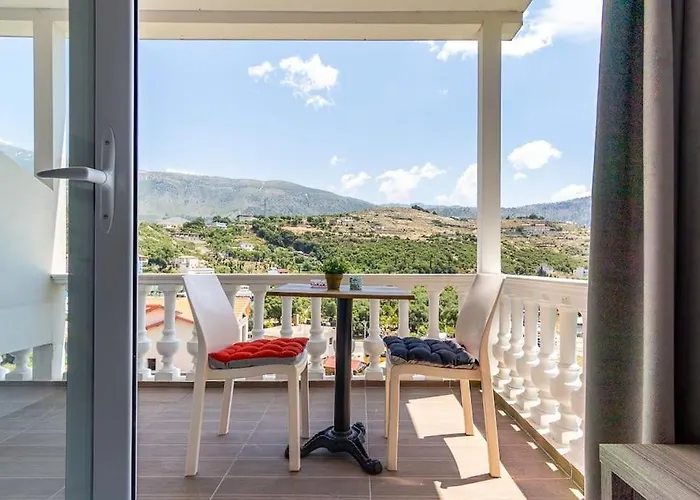 Luxury 3 - Goro, Pool, Parking And